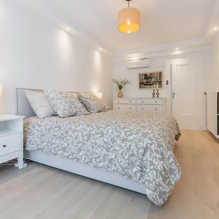 Cosy - Terrasse Apartment Cannes